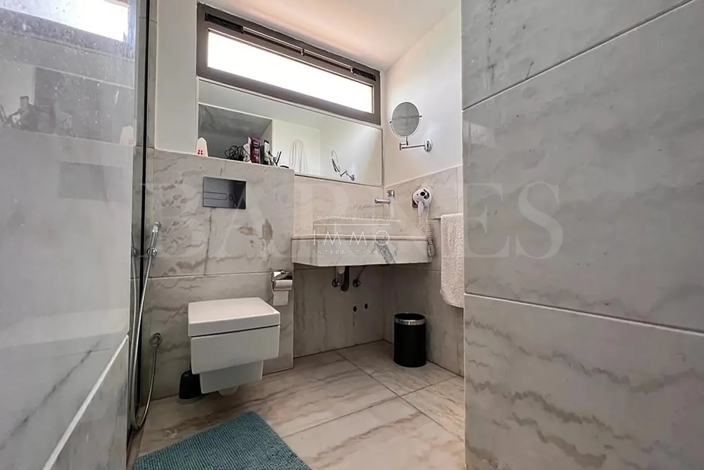 Superb loft in secured residence.