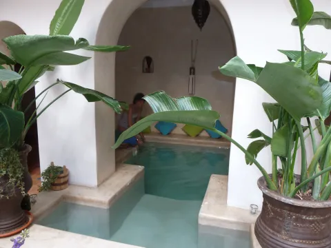 Sale beautiful riad Marrakech Morocco less than 10 minutes from the place