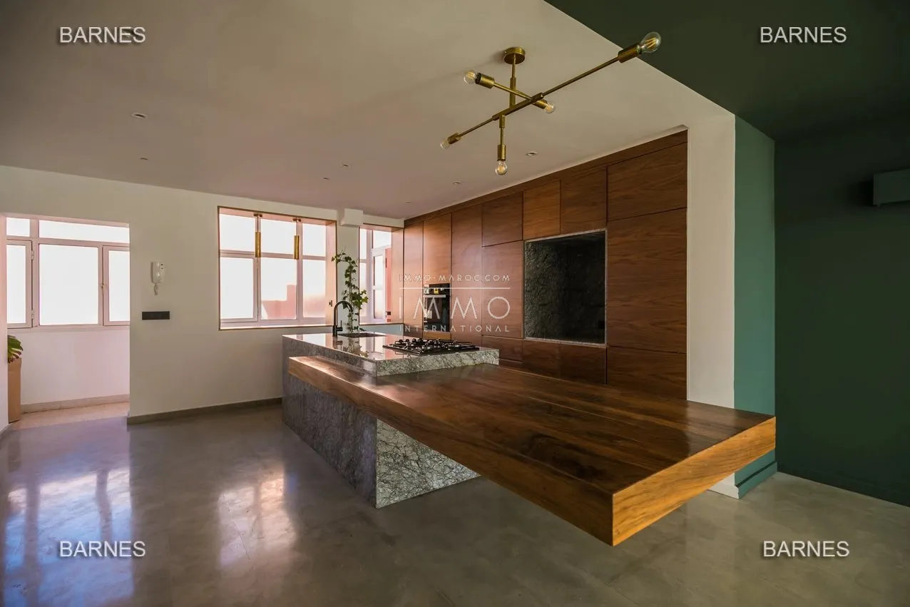 Two-bedroom apartment with majorelle garden.