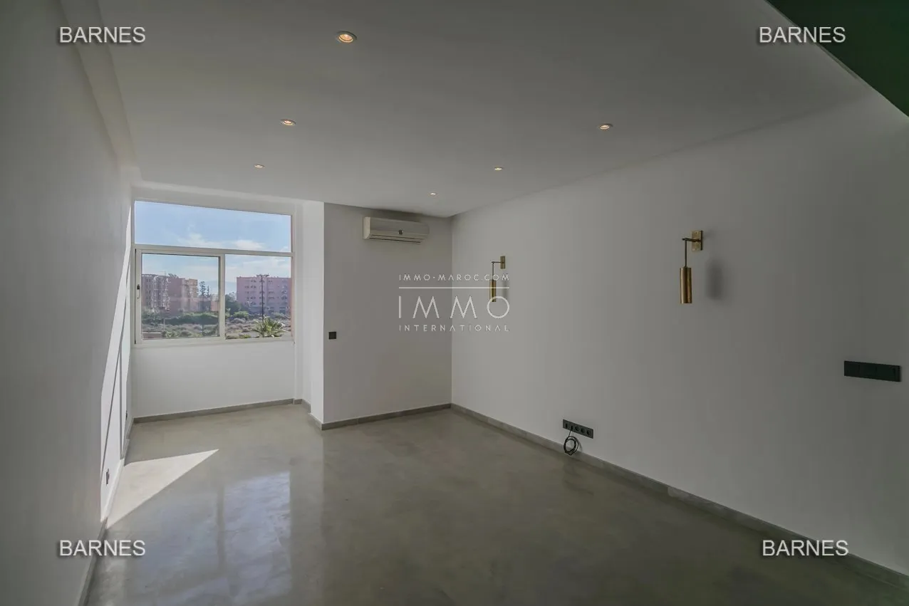 Two-bedroom apartment with majorelle garden.