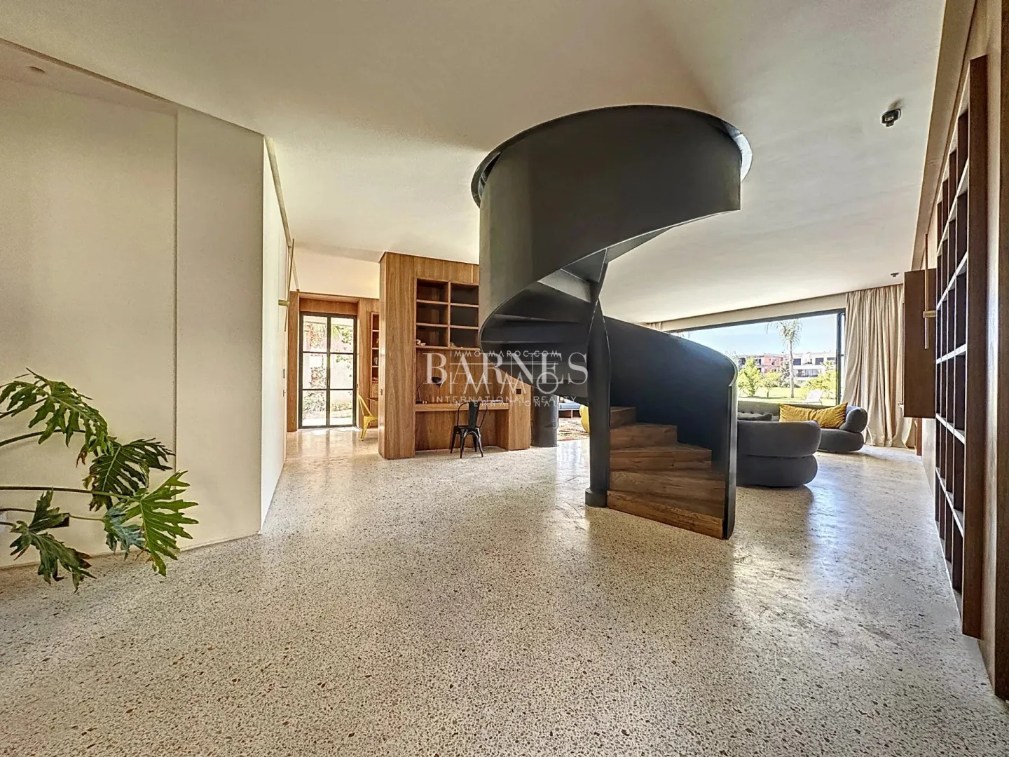 Golf-front villa in amelkis