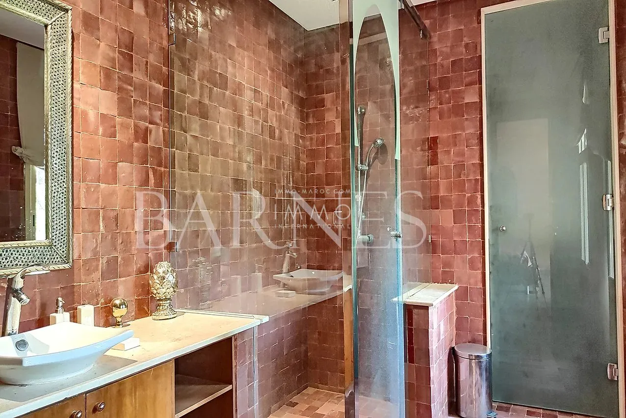 Very beautiful single-storey villa with vna.