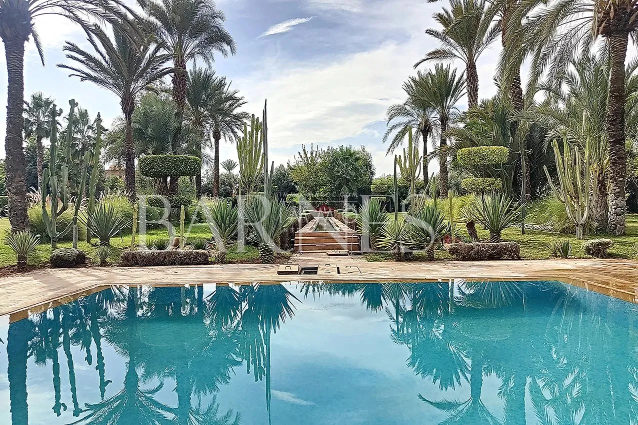 Very beautiful single-storey villa with vna.