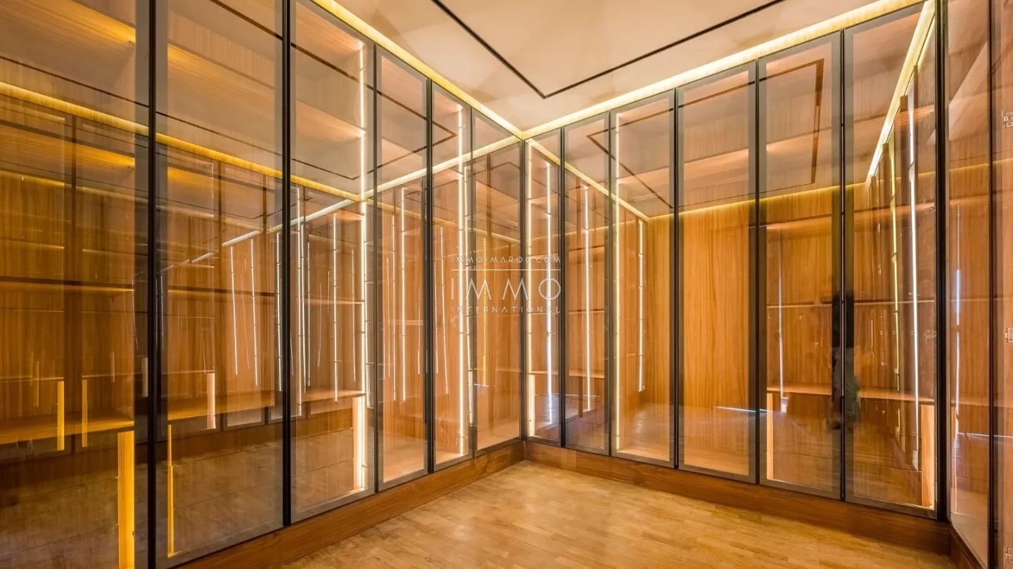 House with 4 suites near the 3 golfs