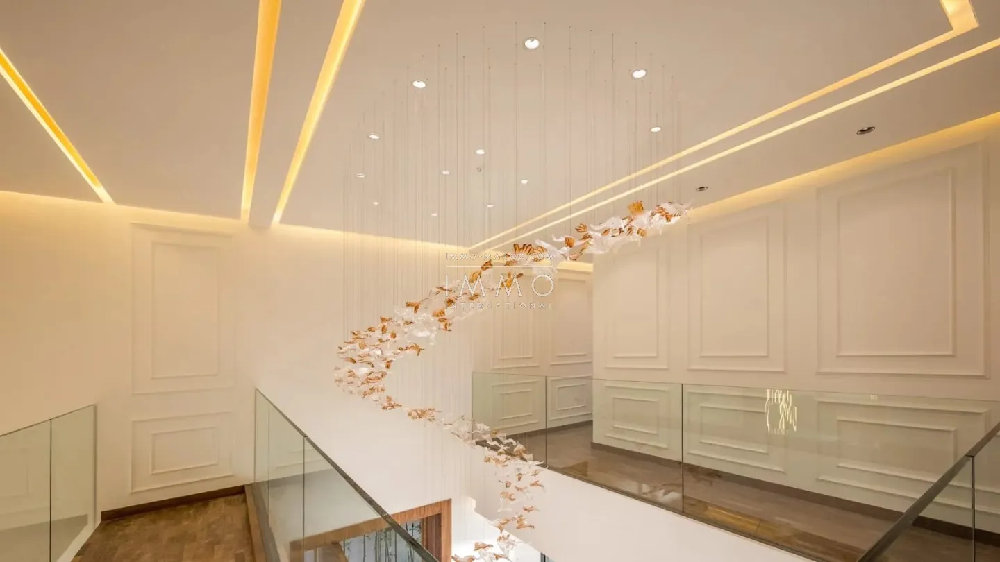 House with 4 suites near the 3 golfs