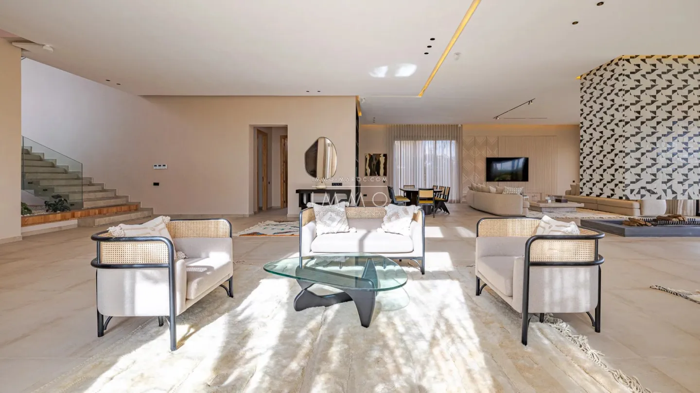 Luxury villa for sale on the golf front