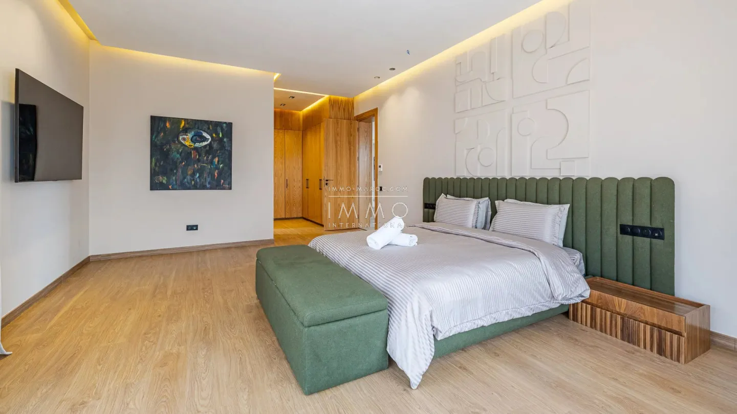 Luxury villa for sale on the golf front