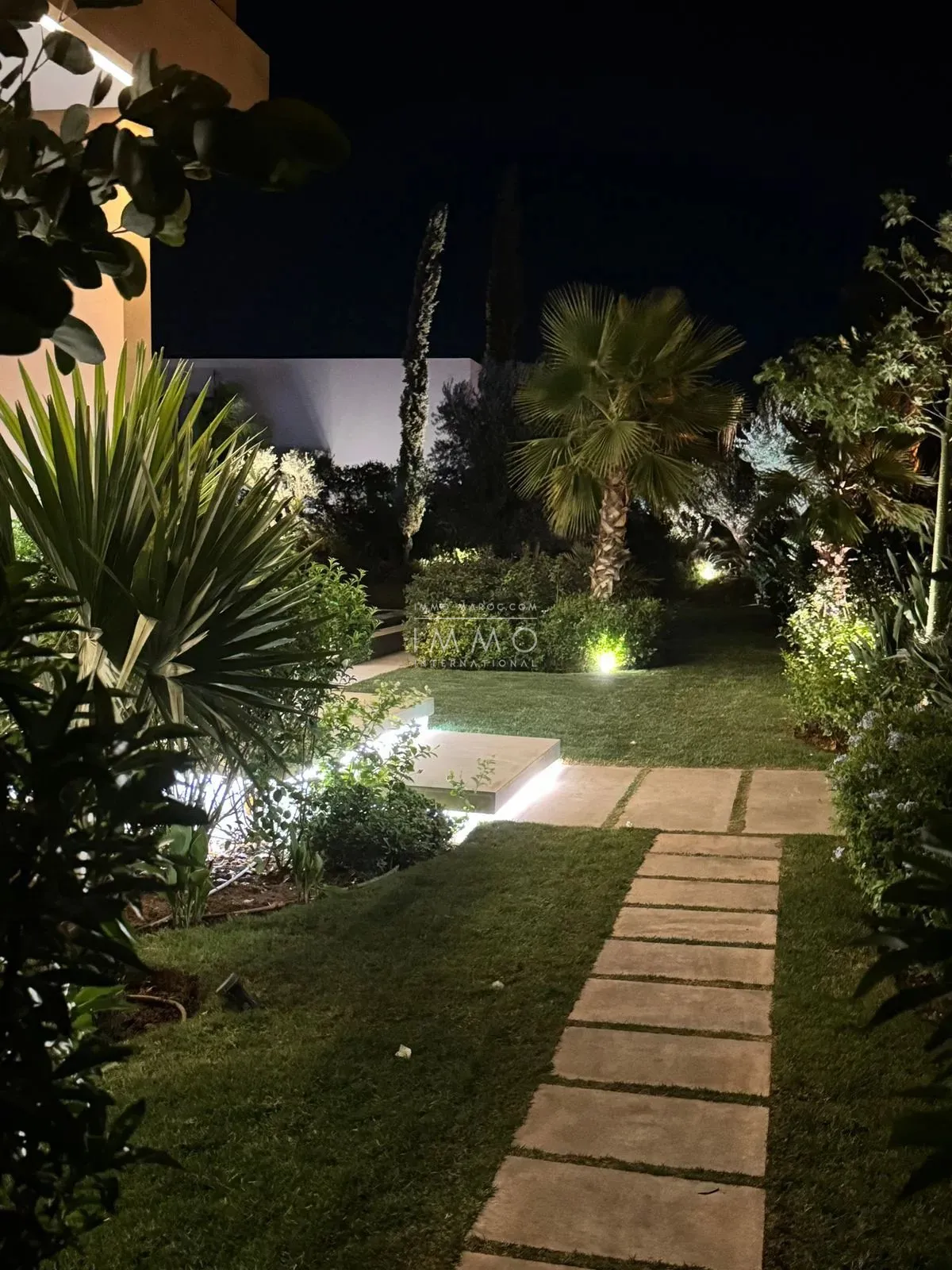 Exceptional villa for sale on the amelkis golf course