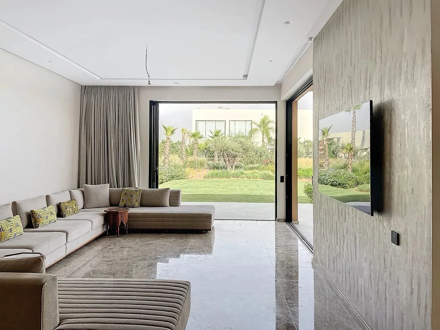 Exceptional villa for sale on the amelkis golf course