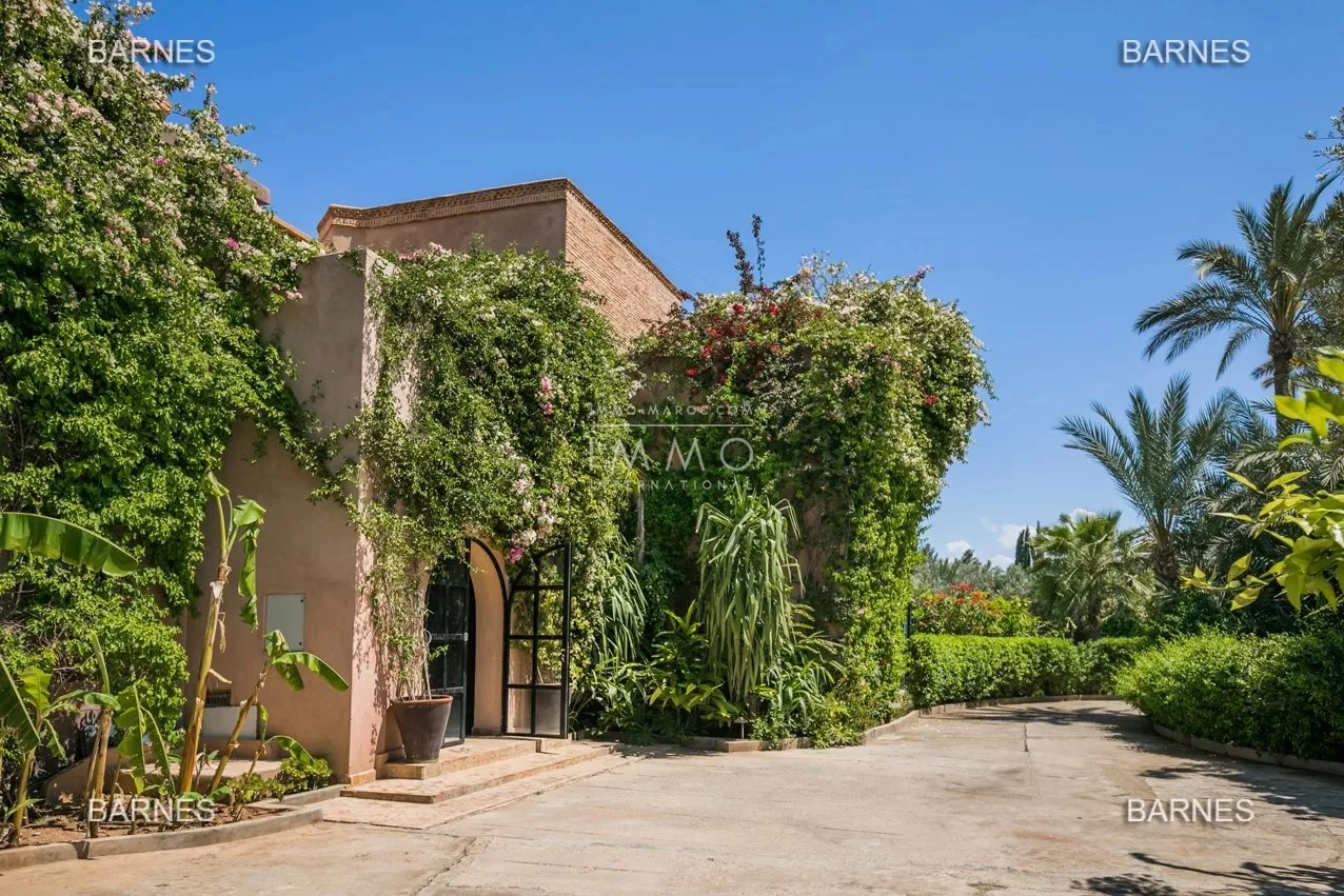 Prestigious villa in marrakech located near golf courses.