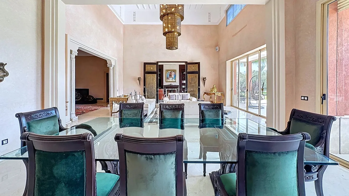 For sale - prestigious single-storey villa on 1 hectare, route d'ouarzazate - marrakech