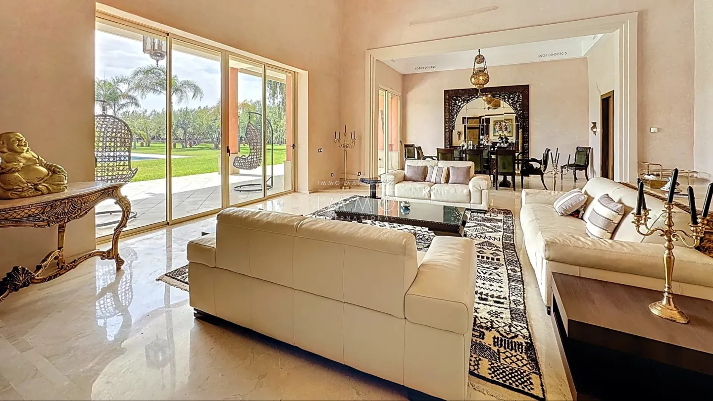 For sale - prestigious single-storey villa on 1 hectare, route d'ouarzazate - marrakech