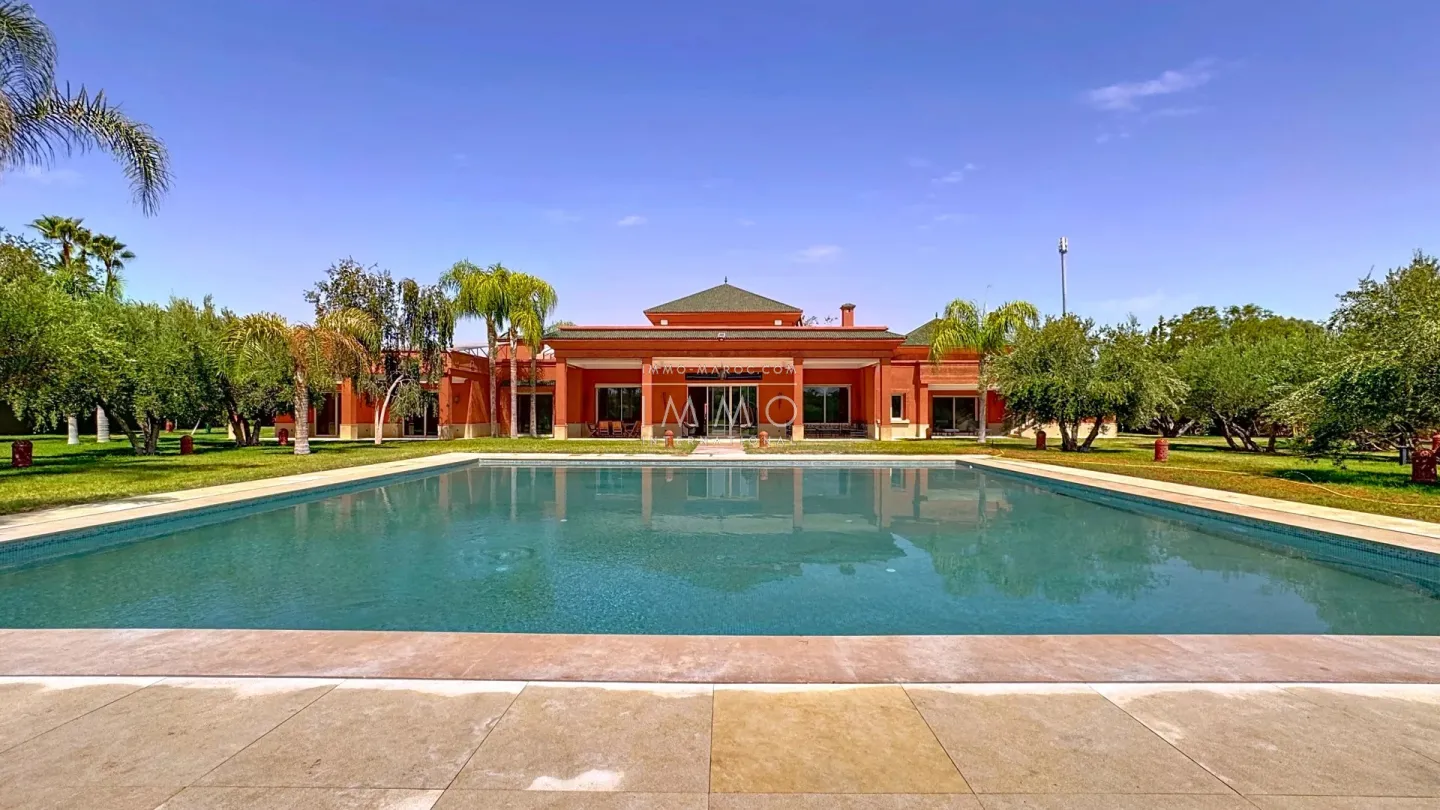 For sale - prestigious single-storey villa on 1 hectare, route d'ouarzazate - marrakech