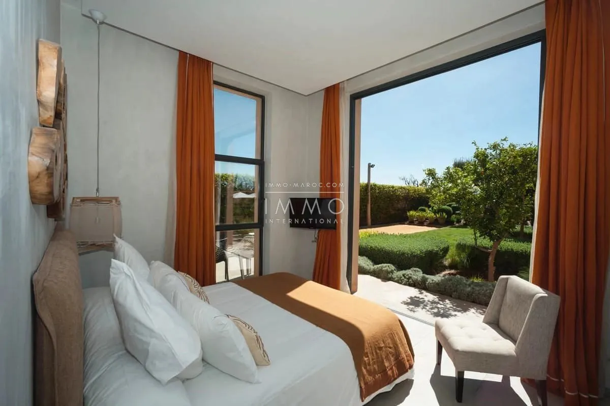 Impressive contemporary villa.