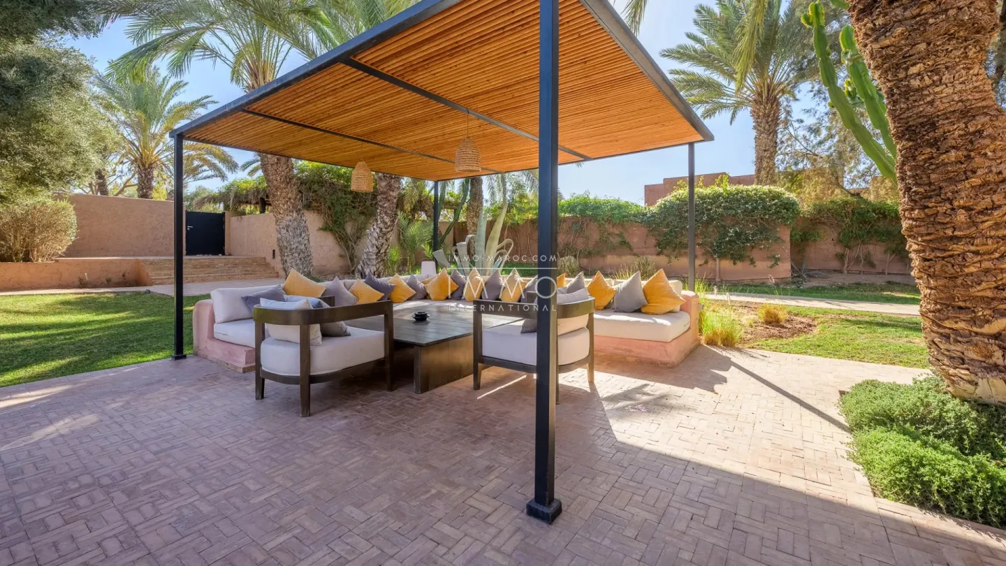 Two villas for sale in the prestigious royal palm estate