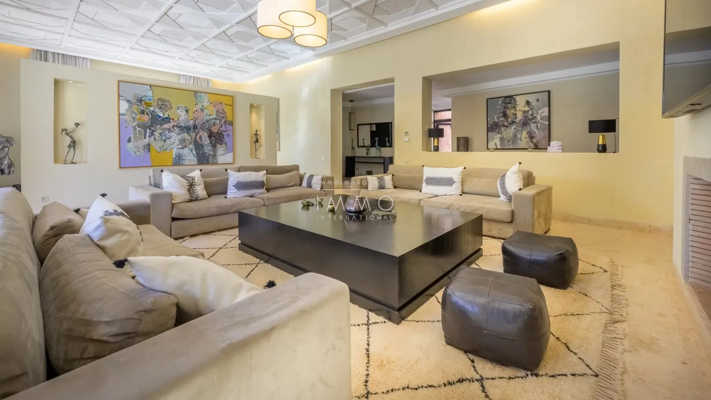 Two villas for sale in the prestigious royal palm estate
