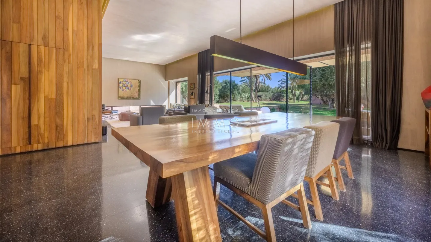 Two villas for sale in the prestigious royal palm estate