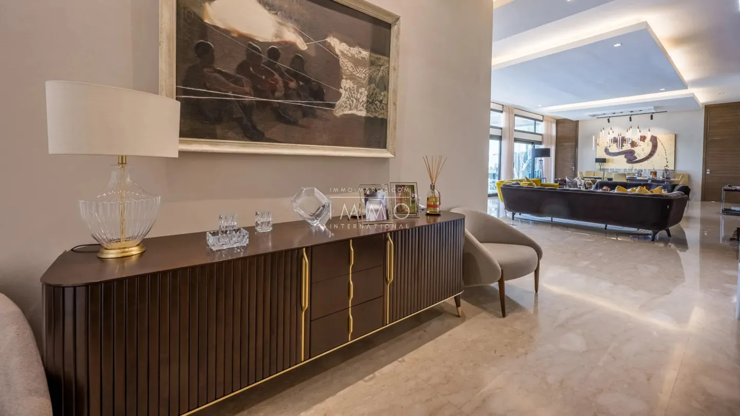 Luxury single-storey villa for sale on el madden golf course