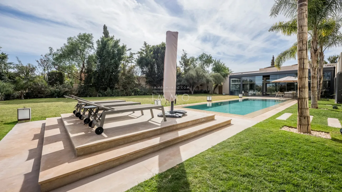 Luxury single-storey villa for sale on el madden golf course