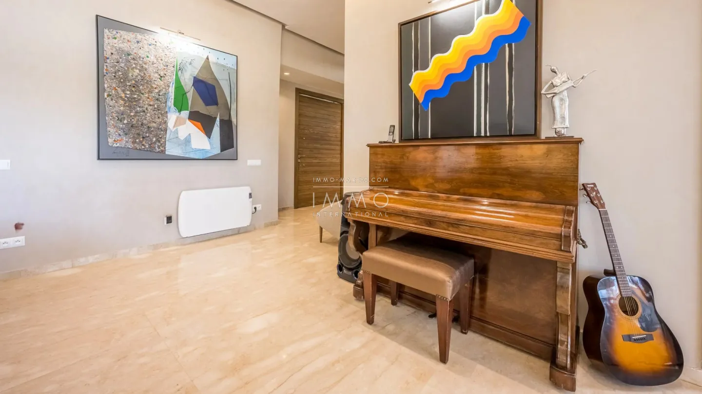 Luxury single-storey villa for sale on el madden golf course