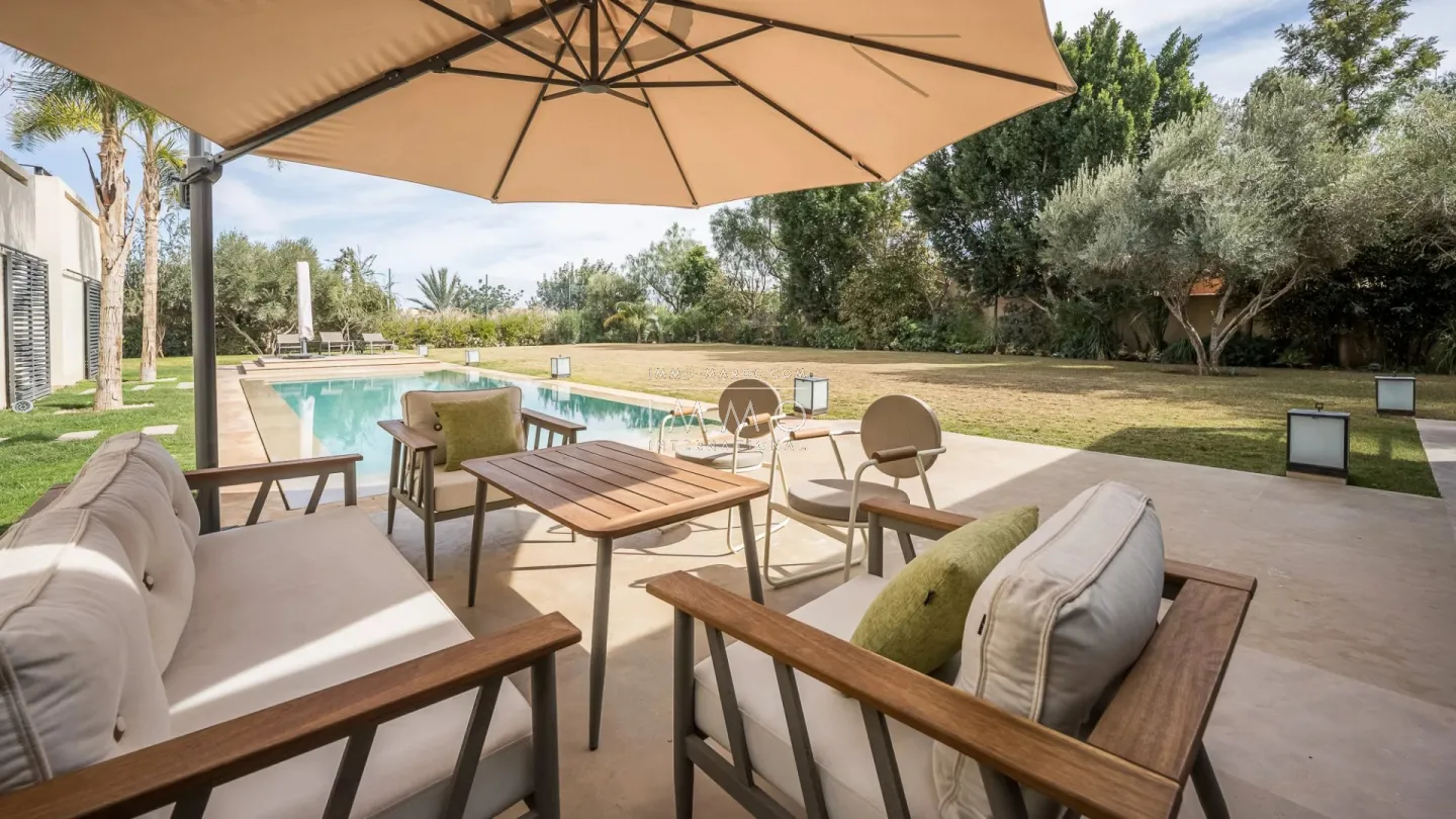 Luxury single-storey villa for sale on el madden golf course