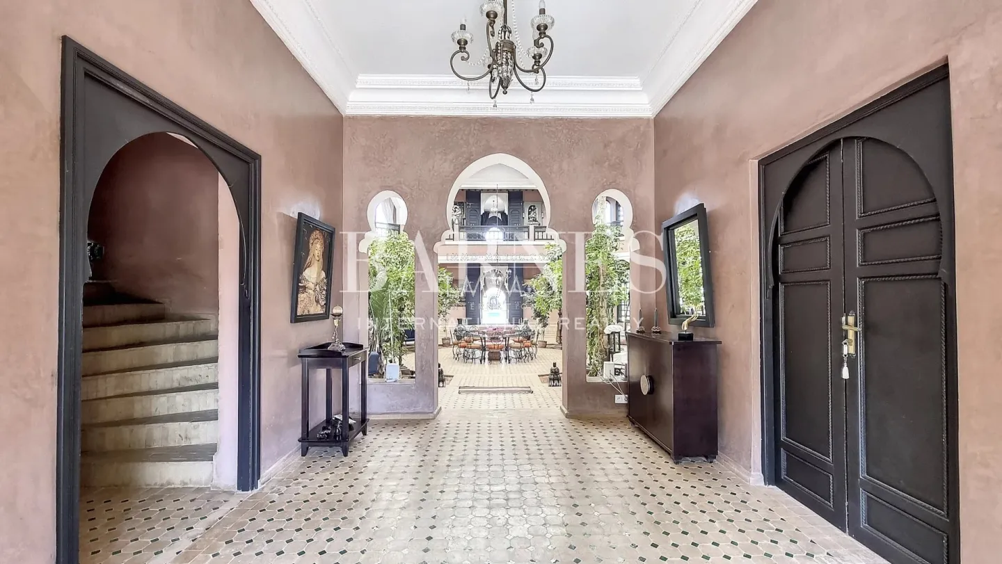 Villa - guesthouse - 9 bedrooms