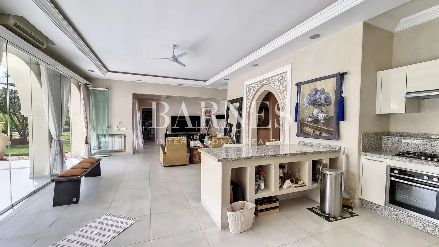 Villa - guesthouse - 9 bedrooms