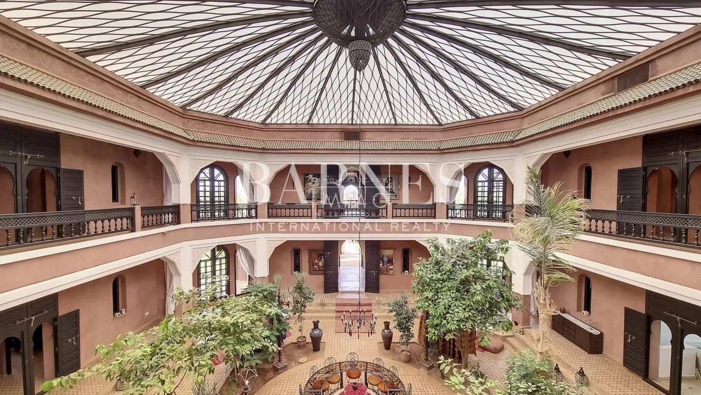 Villa - guesthouse - 9 bedrooms