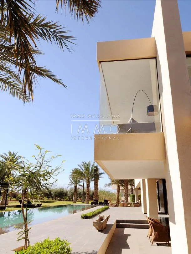 Located in bab atlas , the villa offers a quiet and relaxing in the heart of the palm grove