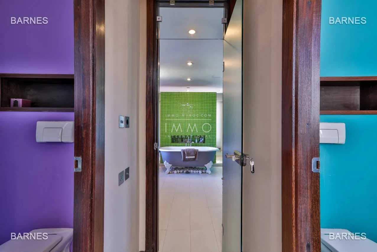 Contemporary villa on the road to ourika in marrakech