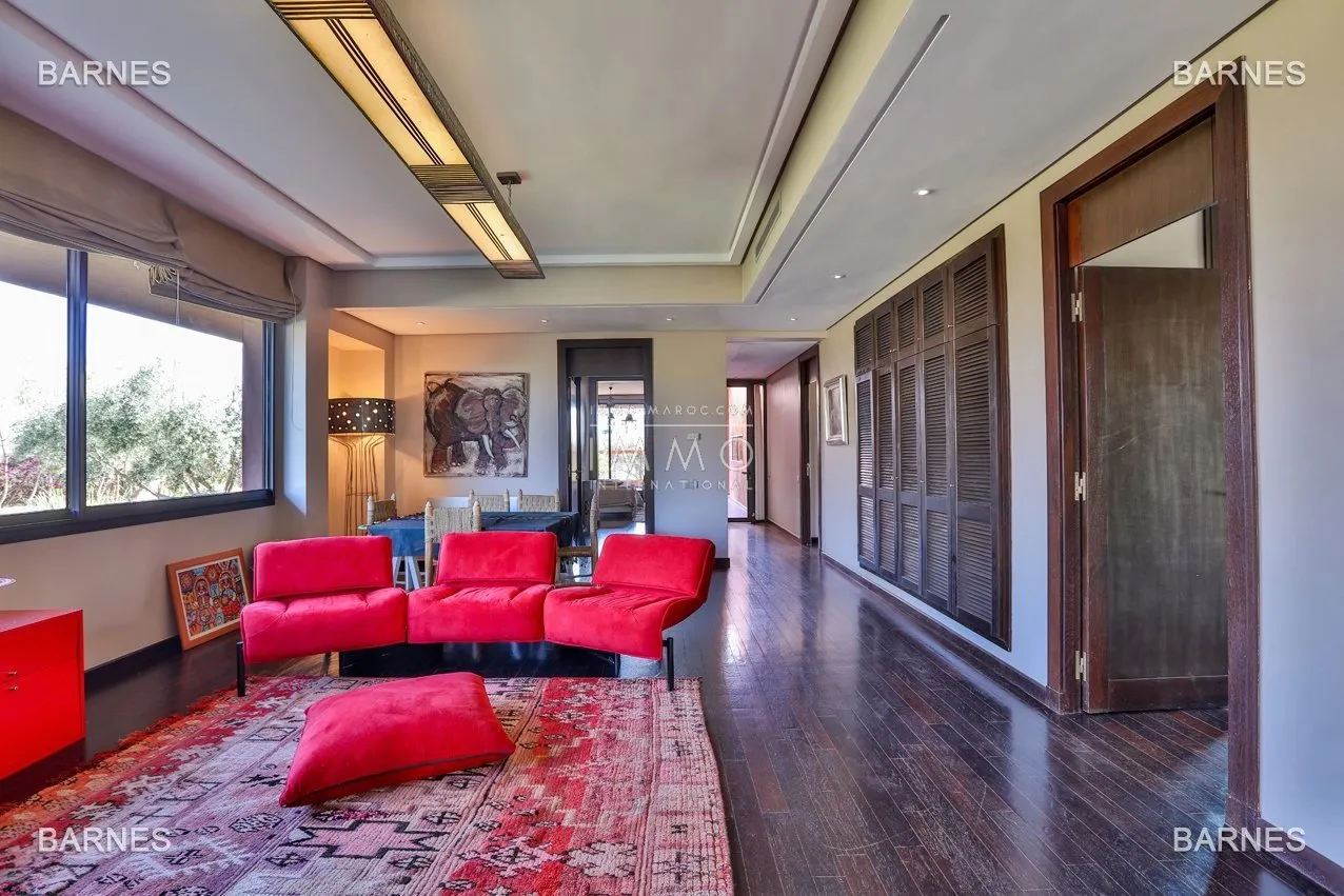 Contemporary villa on the road to ourika in marrakech