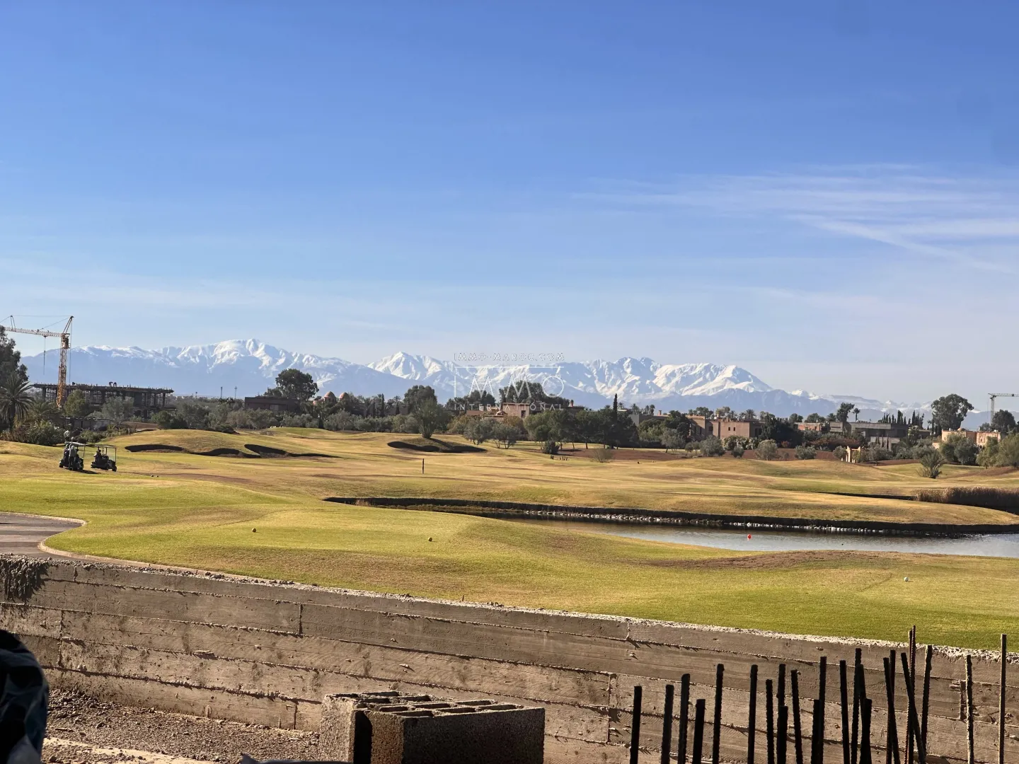 Exceptional villa on the front line of the amelkis golf course