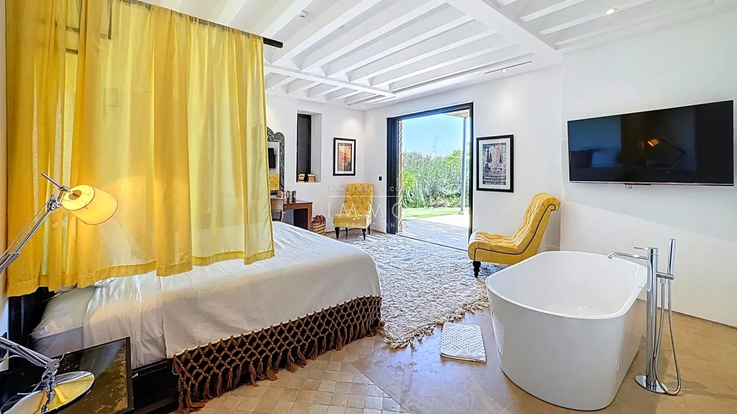 Villa with breathtaking views of the atlas.