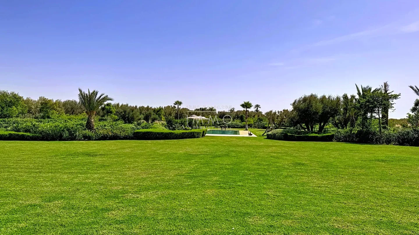 Villa with breathtaking views of the atlas.