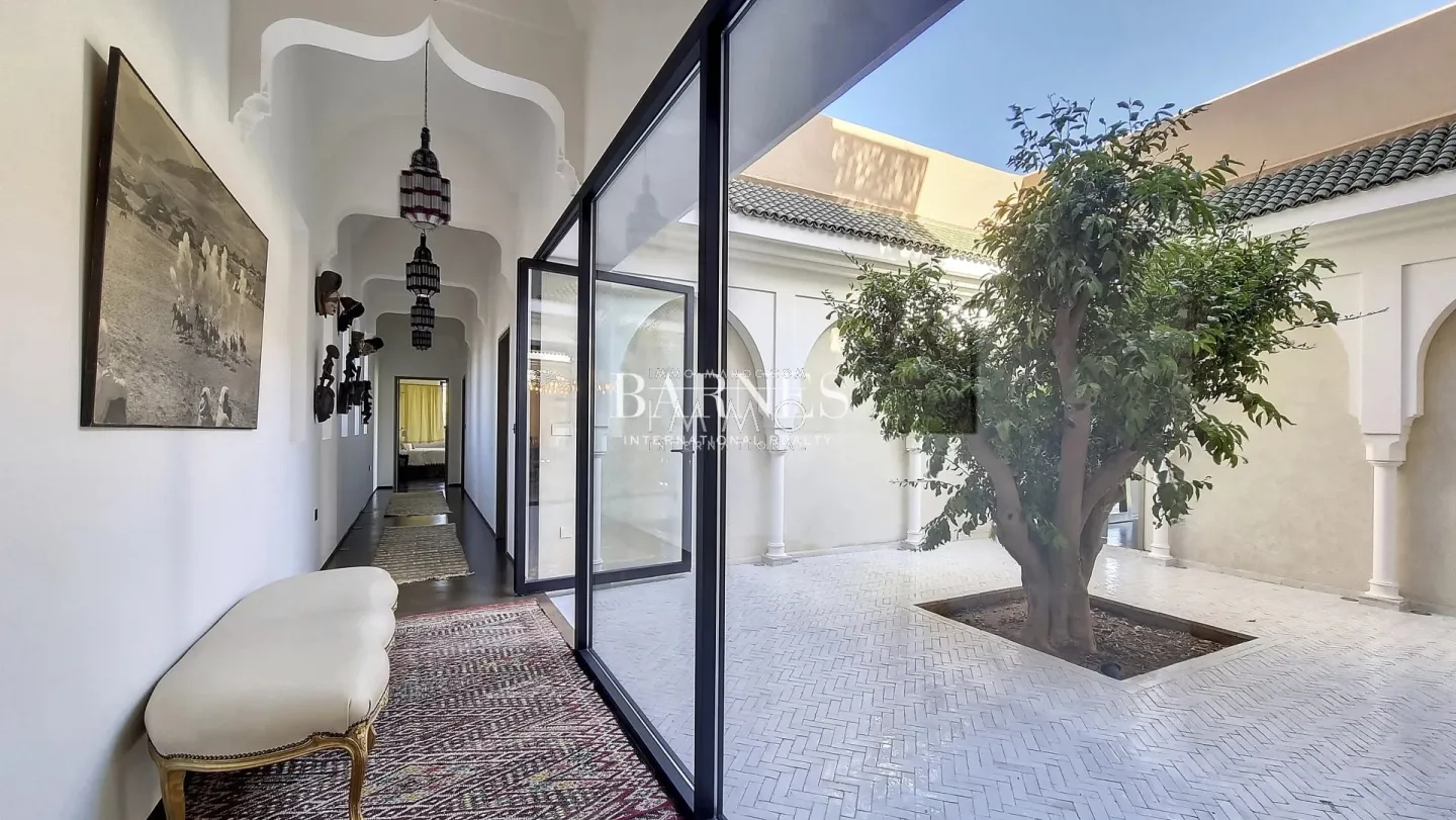 Villa with breathtaking views of the atlas.