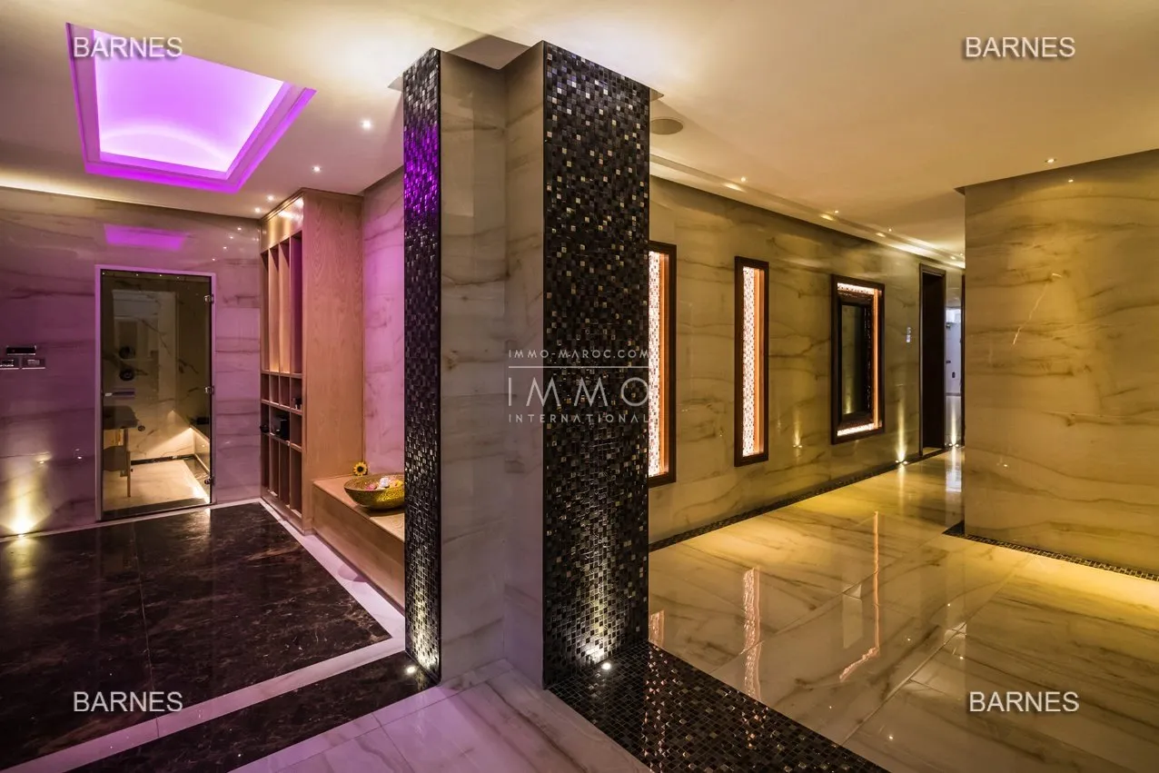 Impressive first line of golf