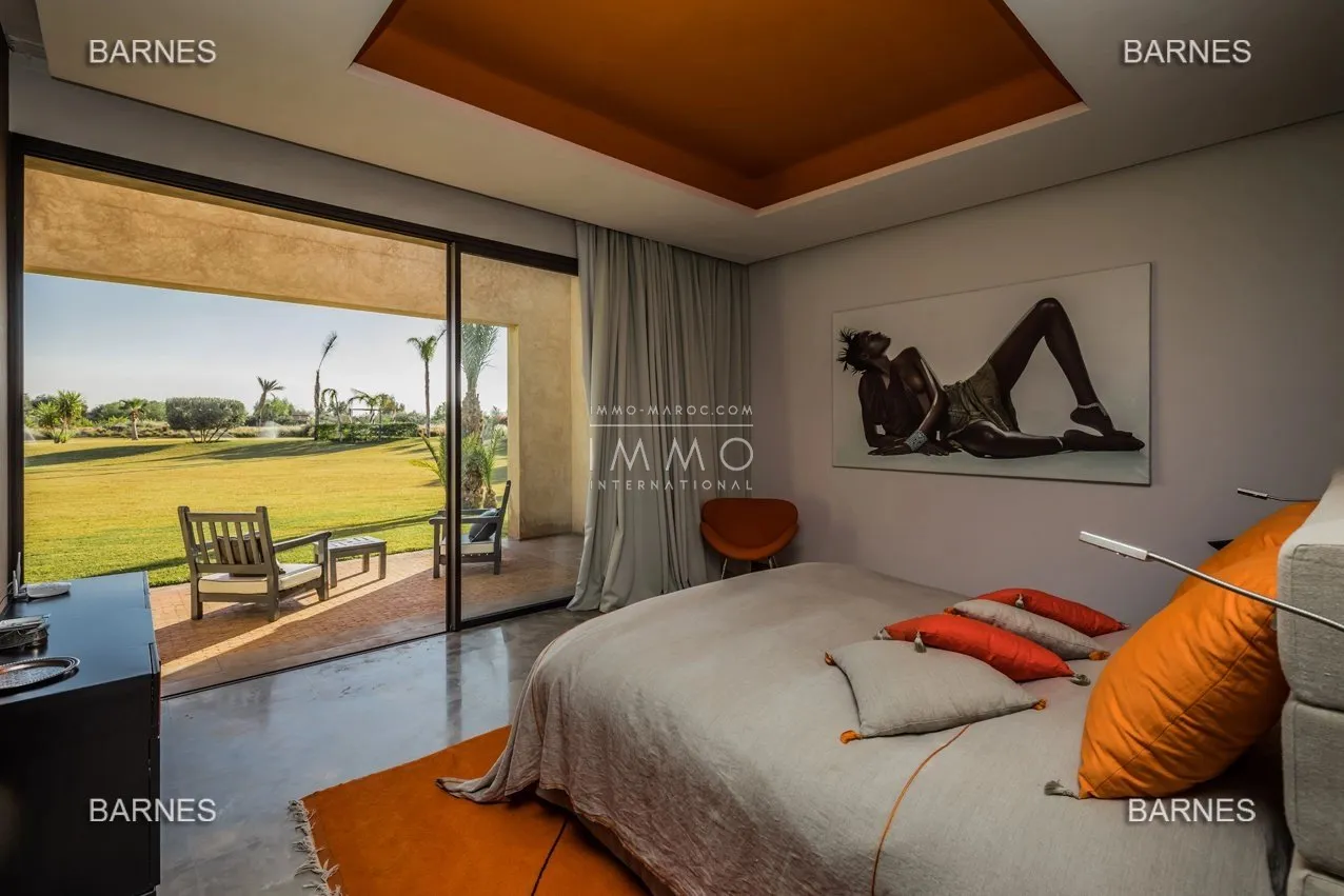 Stunning contemporary villa on a 3-hectare park, 30 minutes away from marrakech.