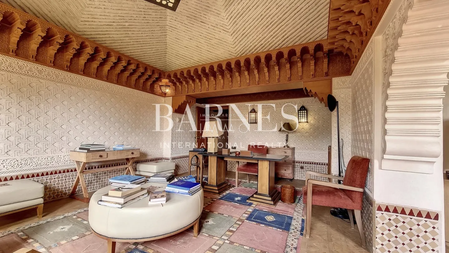 Exceptional residence on the first line of golf amelkis 1