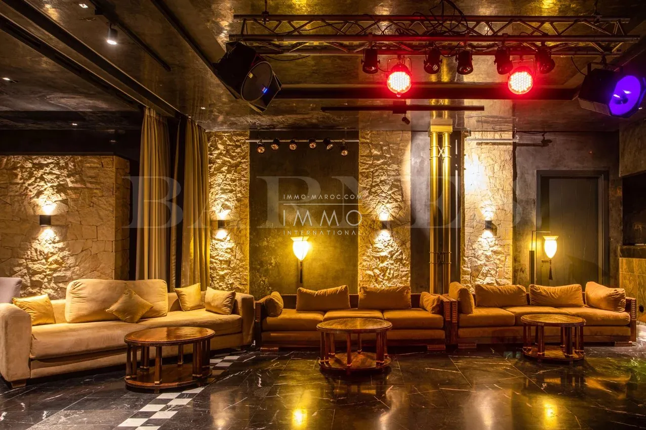 Marrakech, on 2.2 hectares of palmeraie, circuit palmeraie grove, guest palace