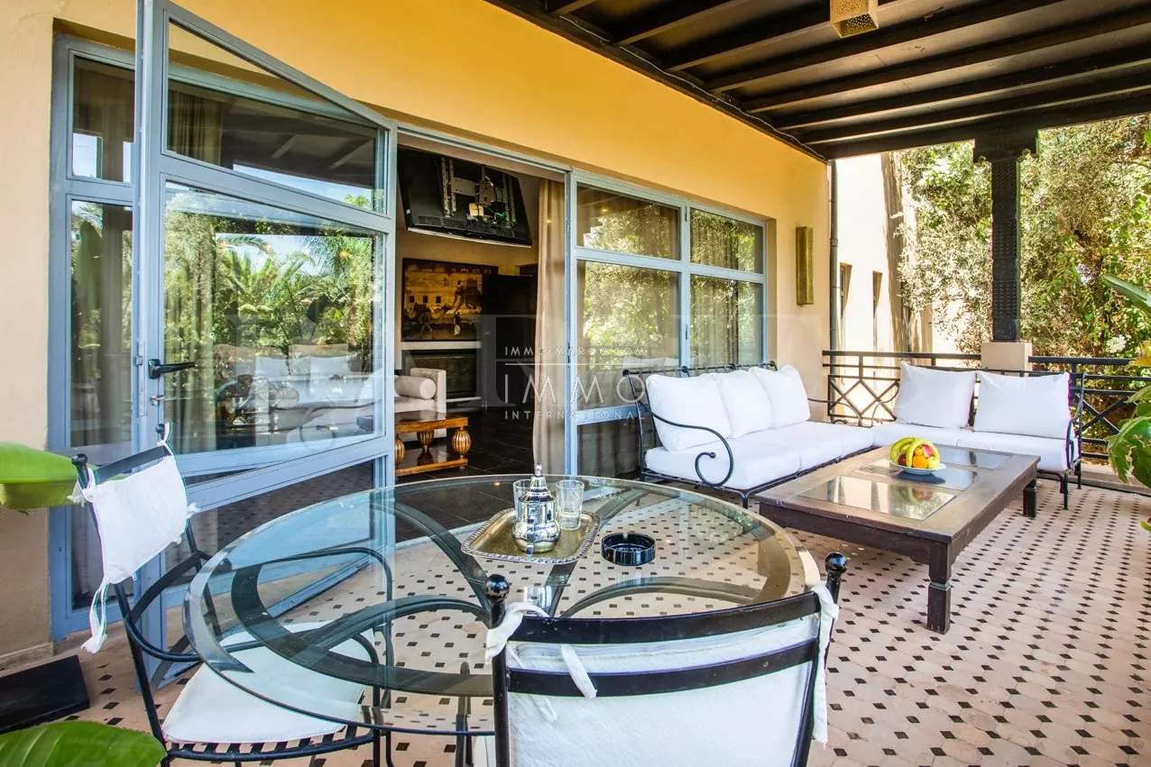 Marrakech, on 2.2 hectares of palmeraie, circuit palmeraie grove, guest palace