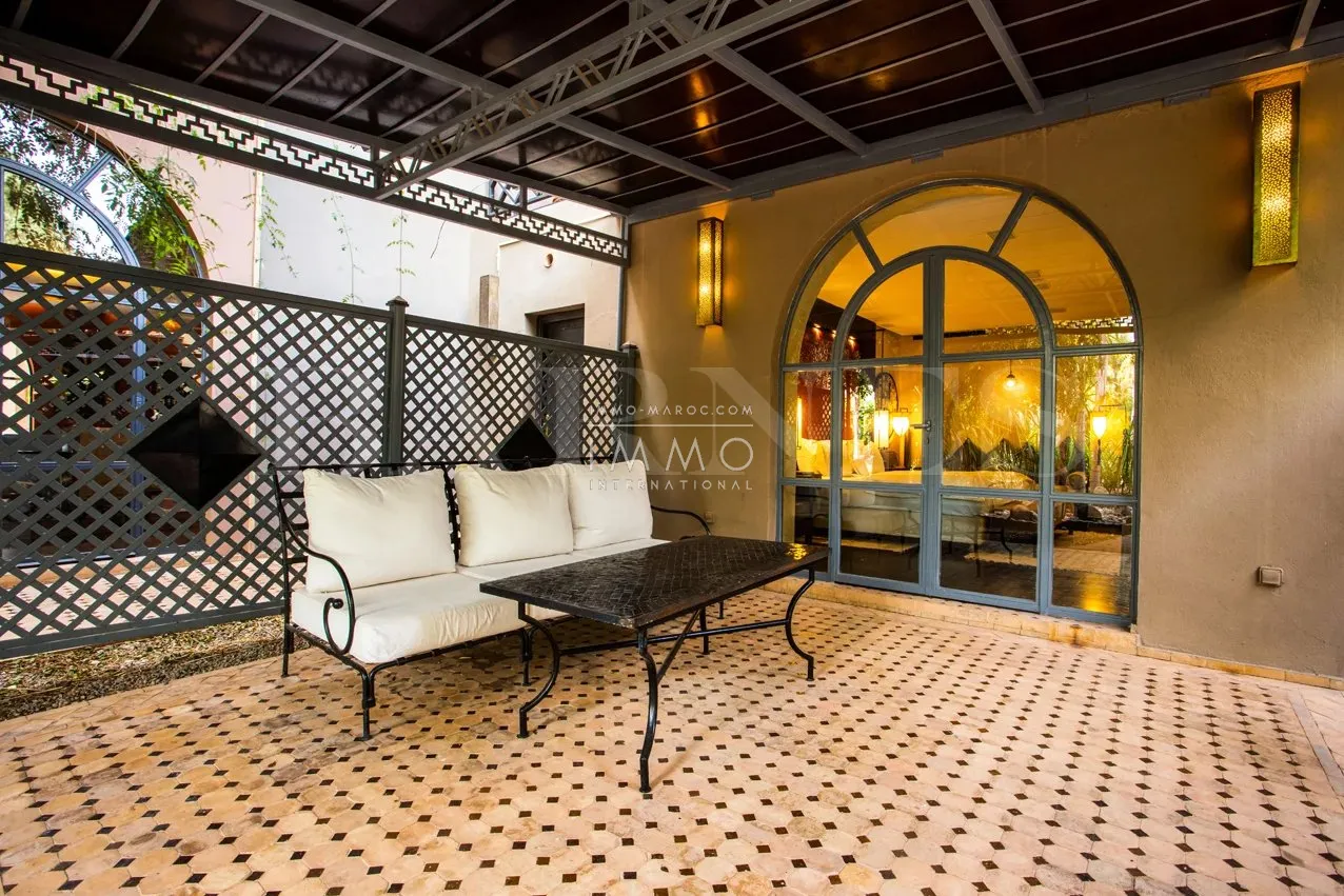 Marrakech, on 2.2 hectares of palmeraie, circuit palmeraie grove, guest palace