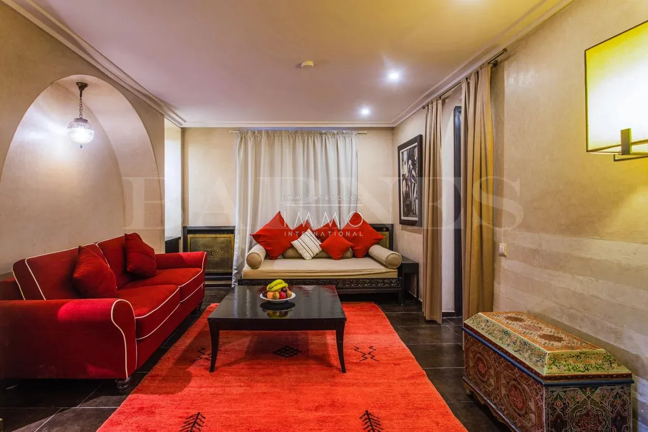 Marrakech, on 2.2 hectares of palmeraie, circuit palmeraie grove, guest palace