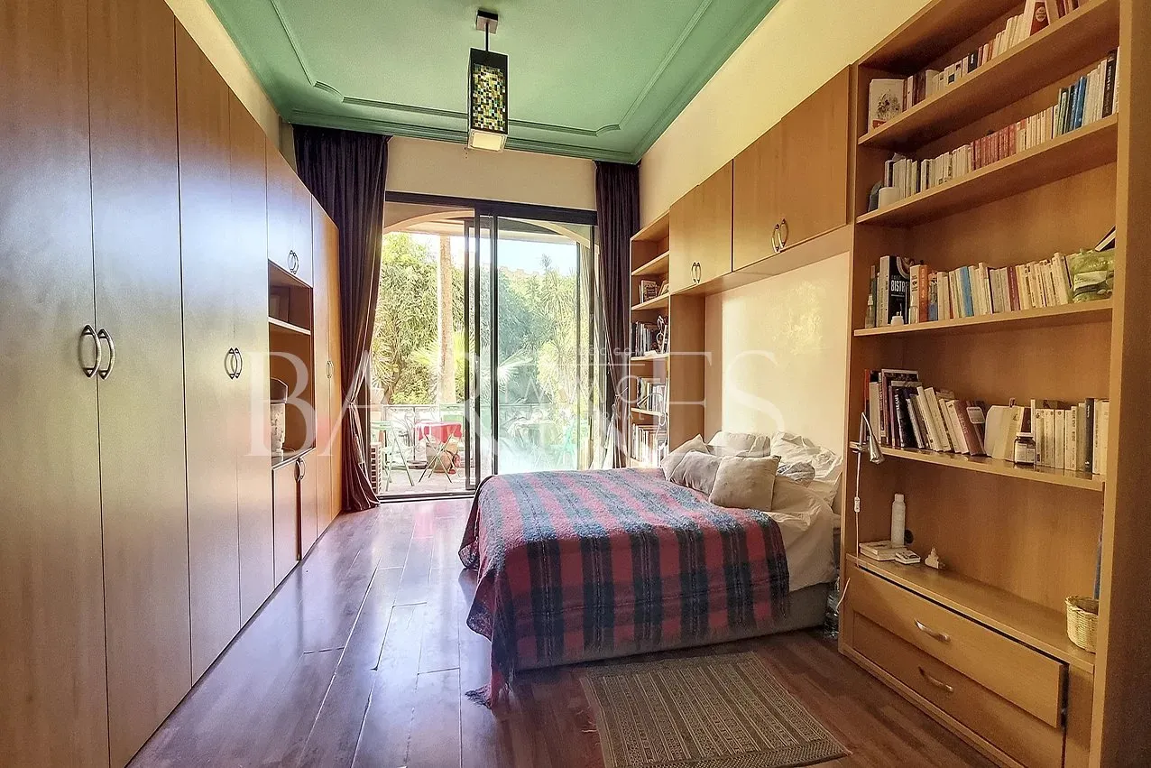 Rare appartment in hivernage