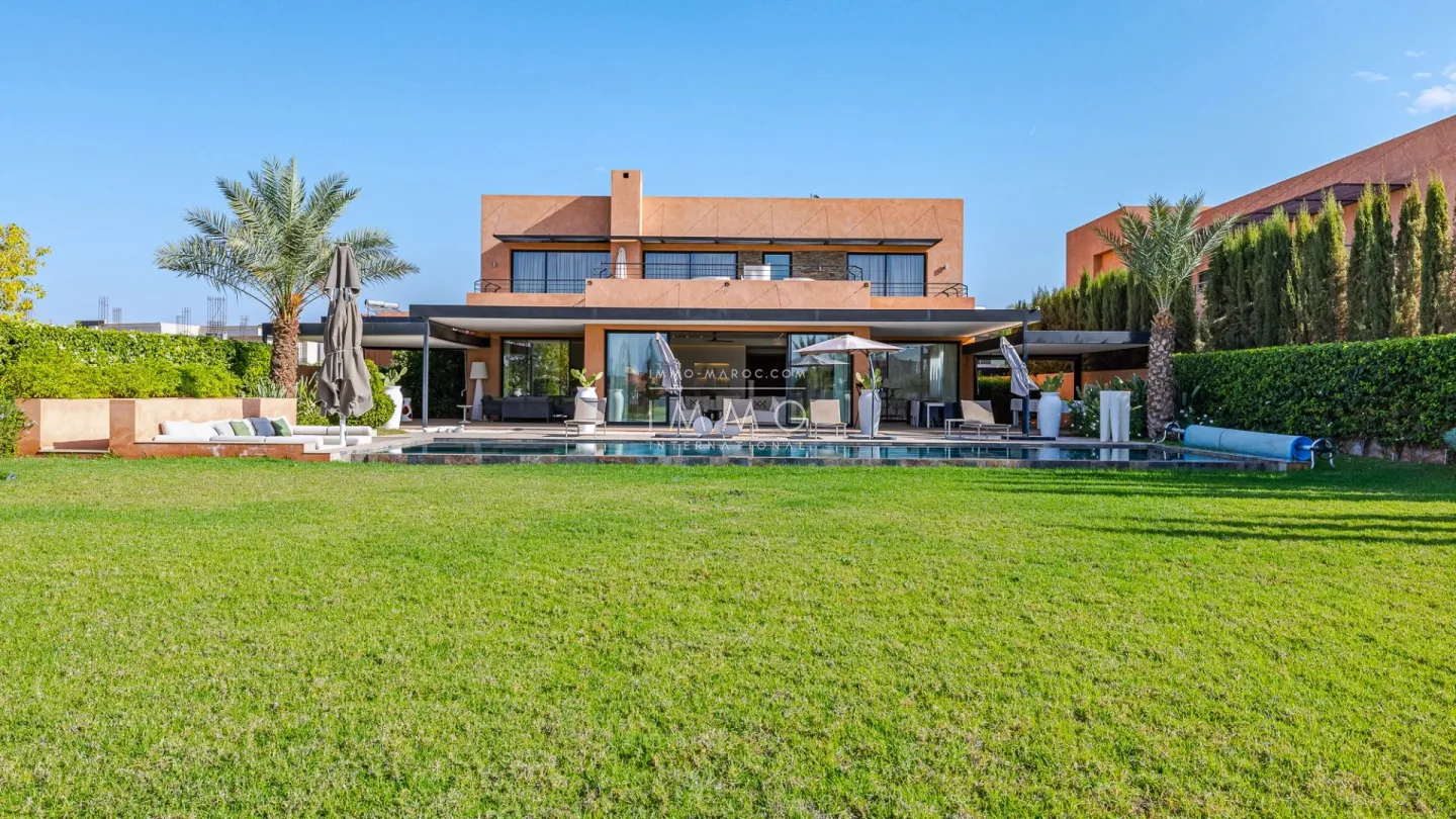 Furnished villa for rent overlooking the golf course at amelkis.