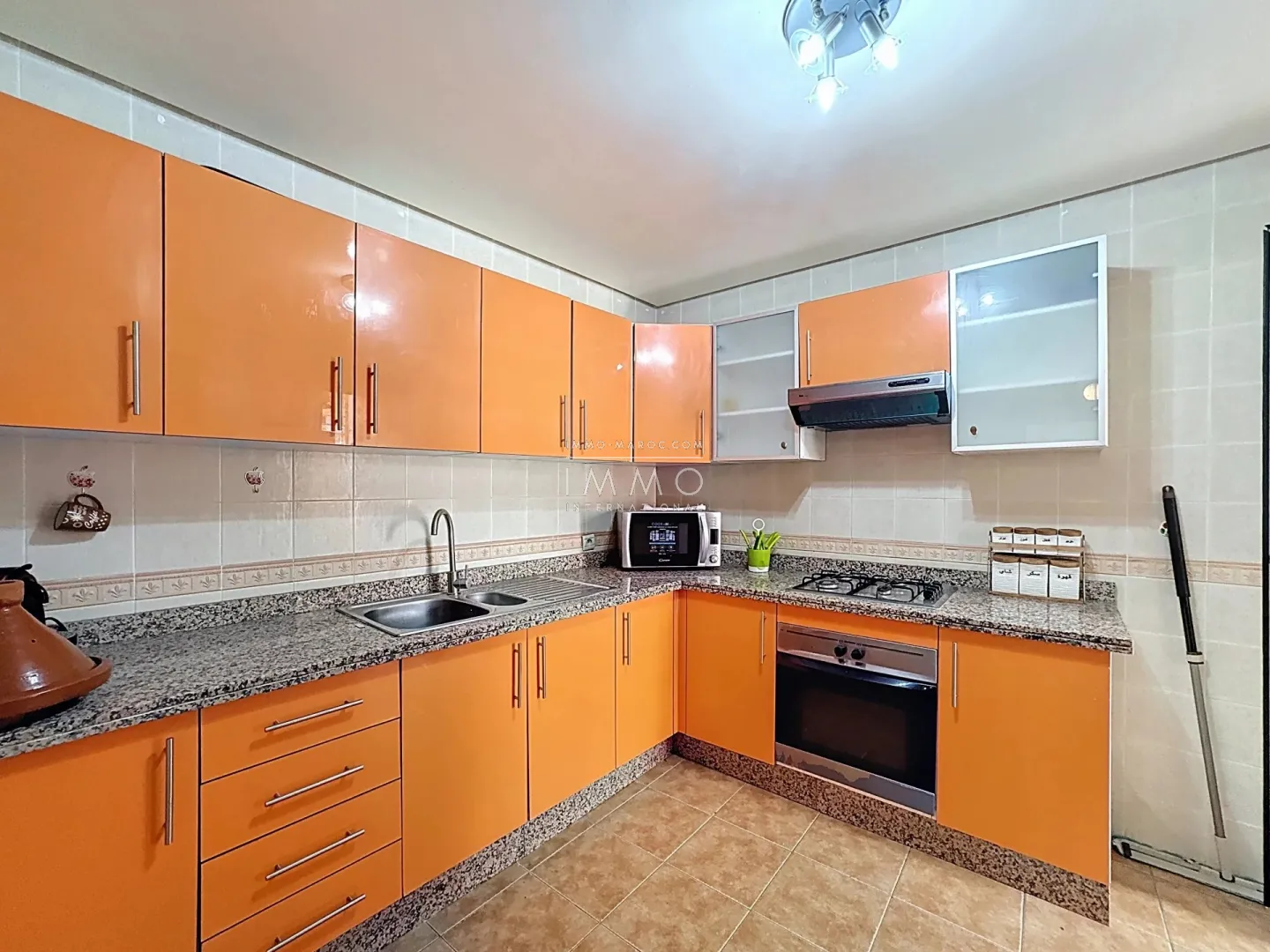 For sale – ideally located apartment in guéliz-marrakech