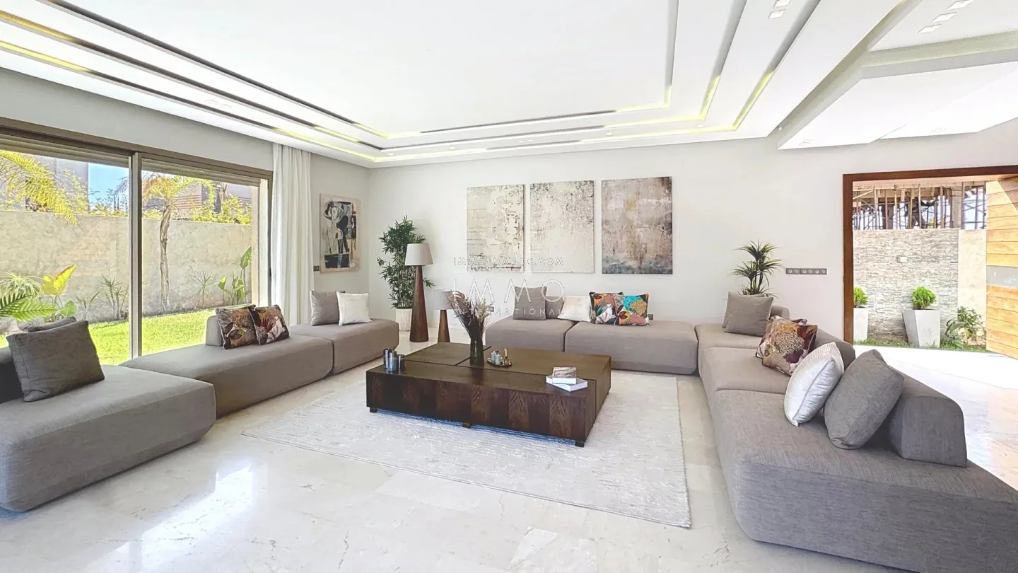 Charming villa just 20 minutes from downtown – route de l’ourika, km 12 land size: 488 m² | living area: 373 m²