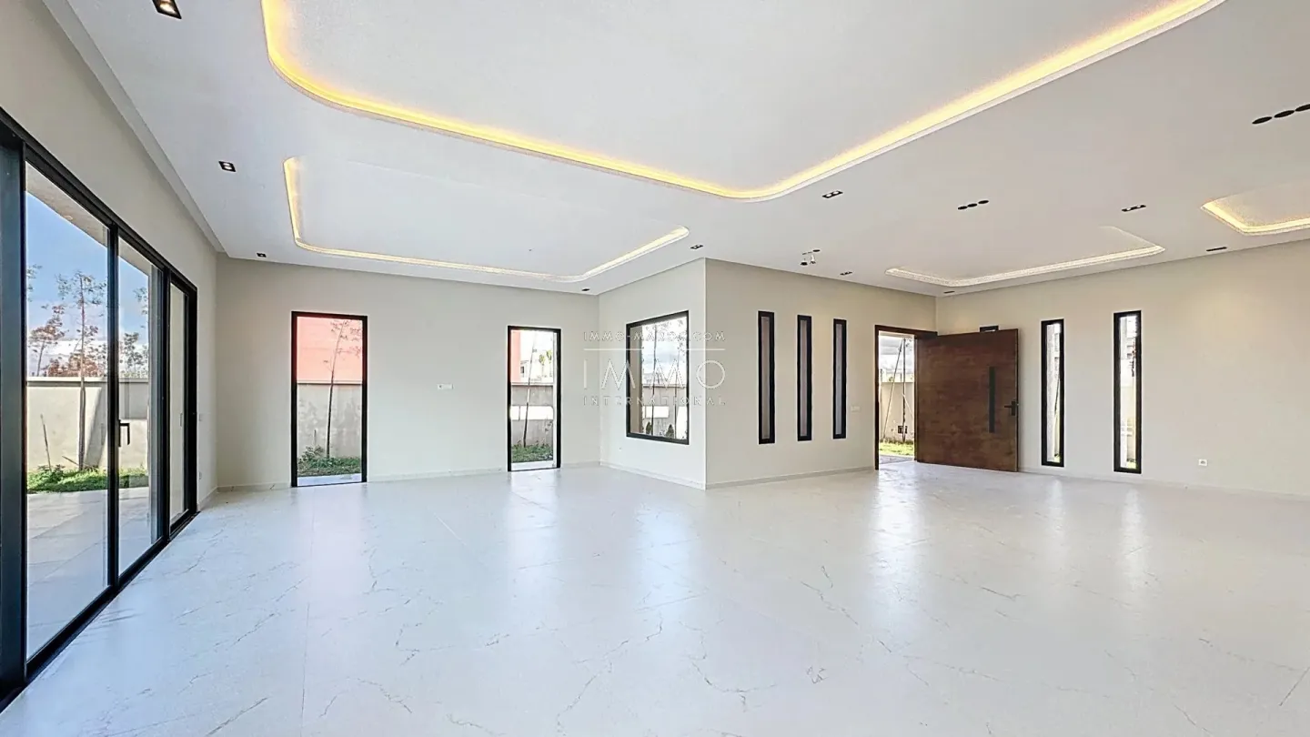 Villa for sale with a view of the atlas mountains – agdal, marrakech.