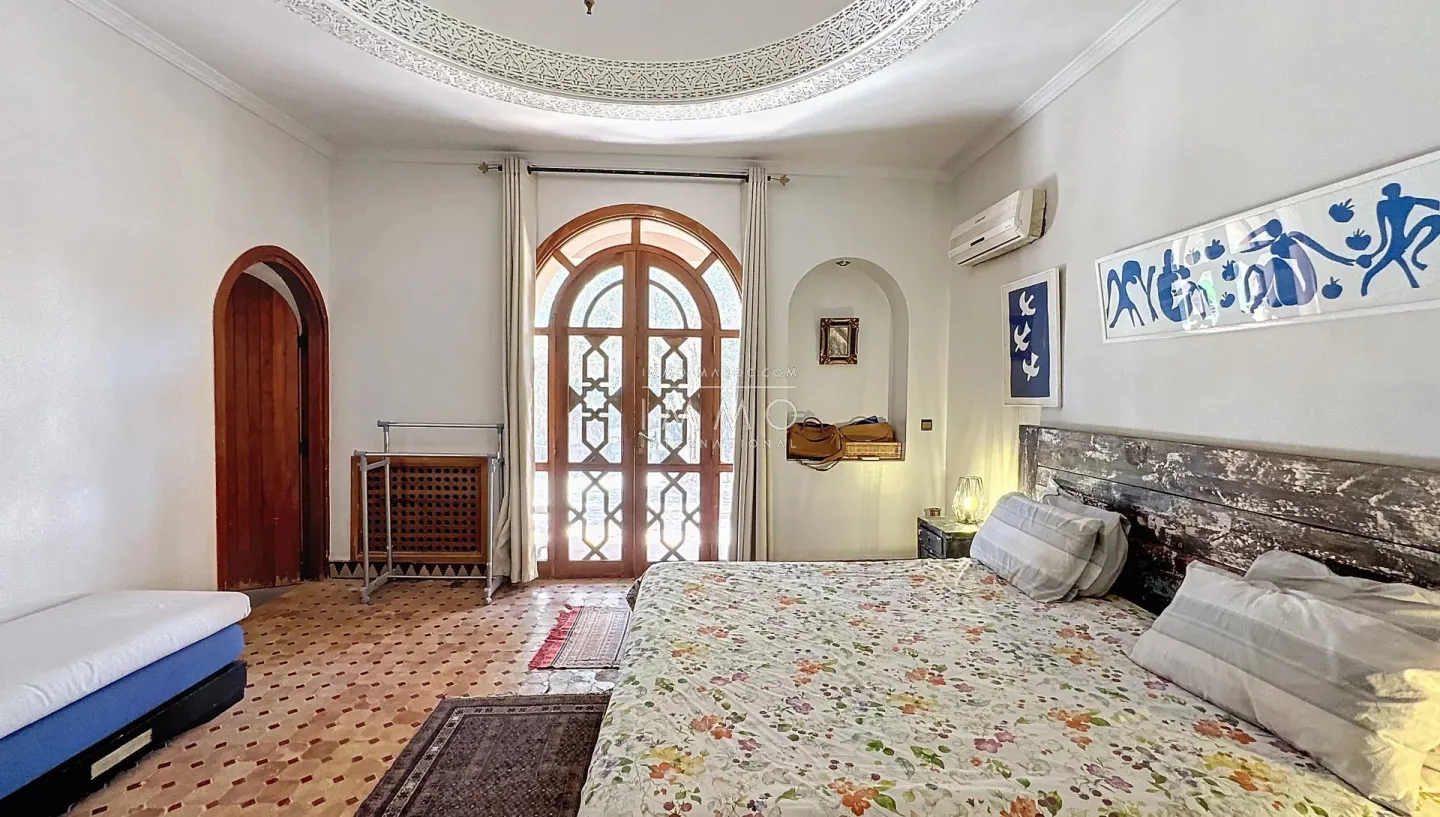 Villa for sale in the targa neighborhood.