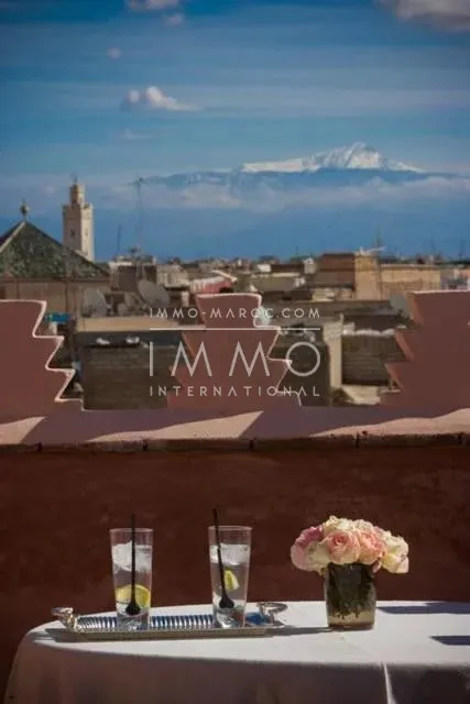 For sale: riad guest house – 700,000 euros.