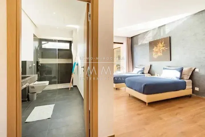 Villa moderne de plain-pied avec 5 chambres